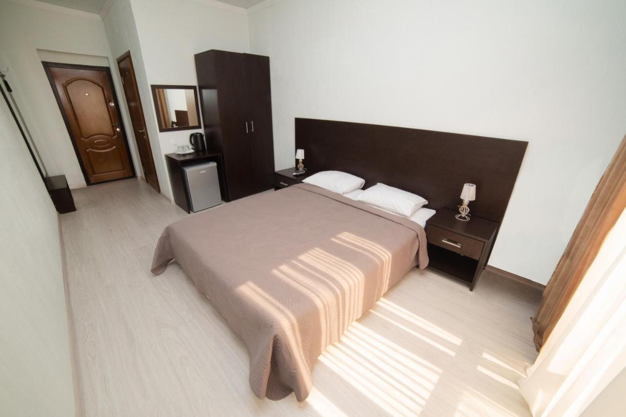 Hotel Paradise Sukhumi Ngoại thất bức ảnh