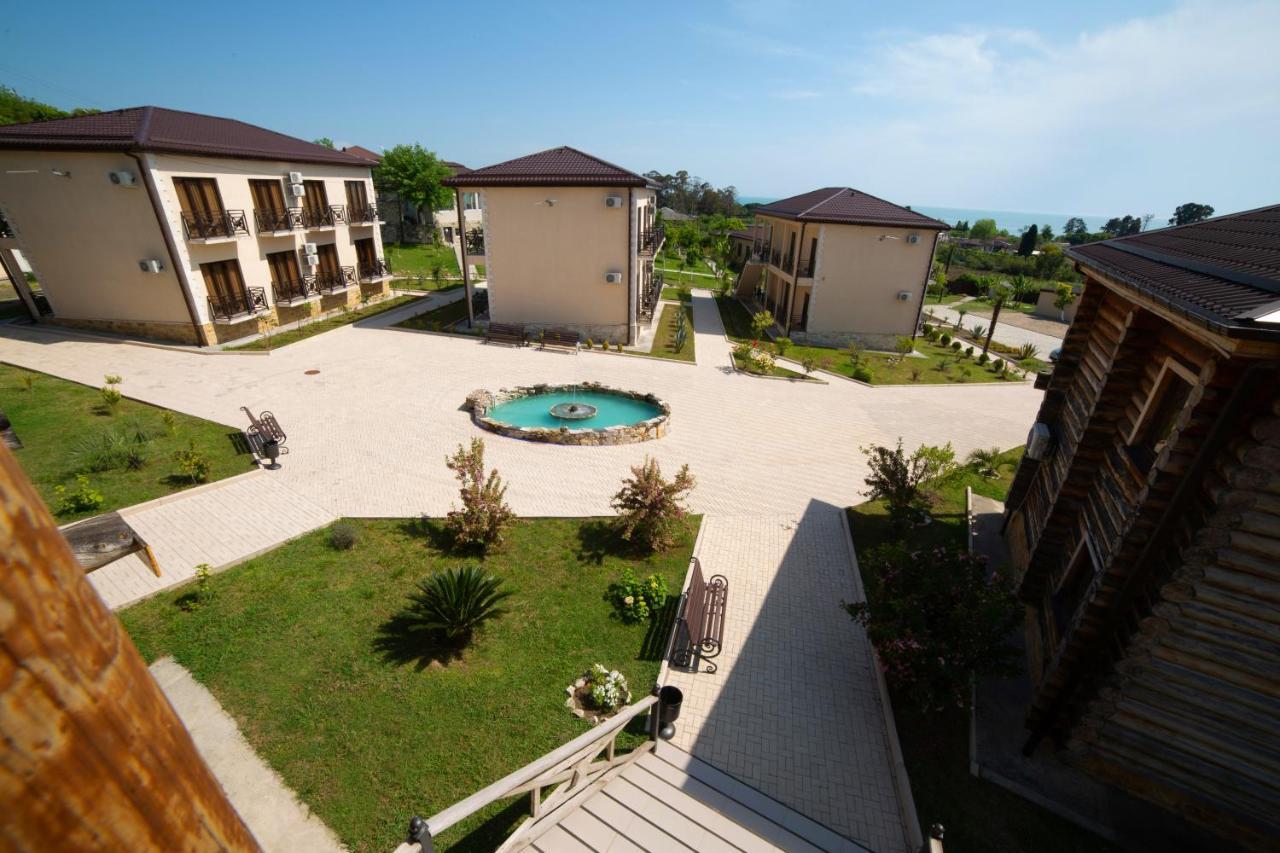 Hotel Paradise Sukhumi Ngoại thất bức ảnh